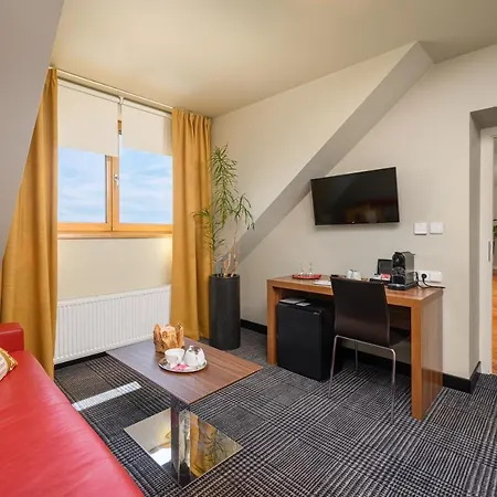 Premier- Adults Only 4*